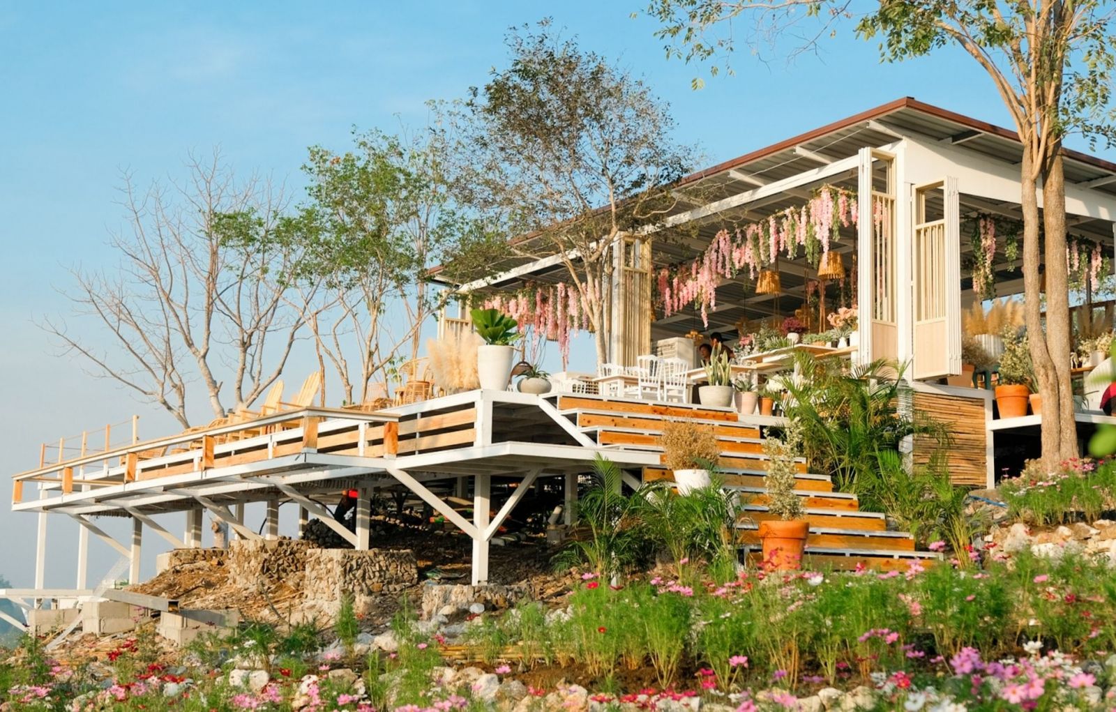 The 10 cafes in Kanchanaburi that must visit. (Part 1 of 3)